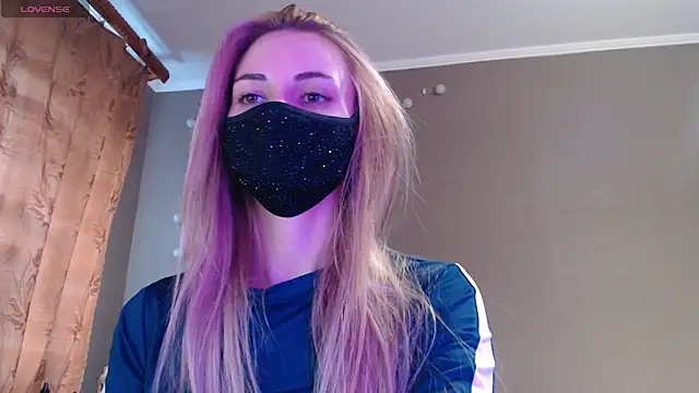 Snapshot of Iris_lave chatting on September 28, 3:17 pm Iris lave online show from September 28, 3:17 pm
