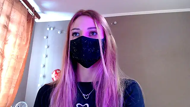 Iris lave online show from February 18, 1:18 pm