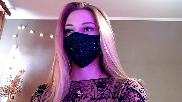 Iris lave online show from April 25, 3:20 pm