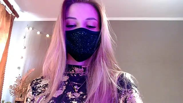 Iris lave online show from April 26, 1:20 pm