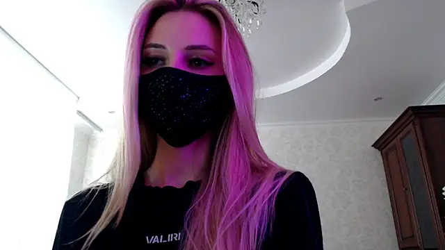 Snapshot of Iris_lave chatting on July 28, 3:21 pm Iris lave online show from July 28, 3:21 pm