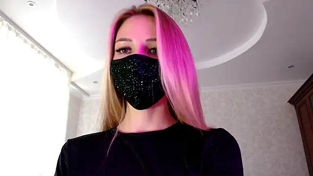 Snapshot of Iris_lave chatting on August 3, 12:21 pm Iris lave online show from August 3, 12:21 pm