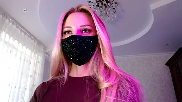 Snapshot of Iris_lave chatting on August 4, 5:15 pm Iris lave online show from August 4, 5:15 pm