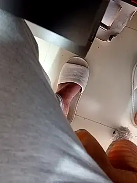 Snapshot of hackyourpussy@xh chatting on January 12, 3:23 am hackyourpussyxh online show from January 12, 3:23 am