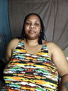 Snapshot of Moretl chatting on September 18, 10:01 pm Moretl online show from September 18, 10:01 pm