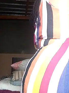 Snapshot of Moretl chatting on October 29, 6:20 pm Moretl online show from October 29, 6:20 pm