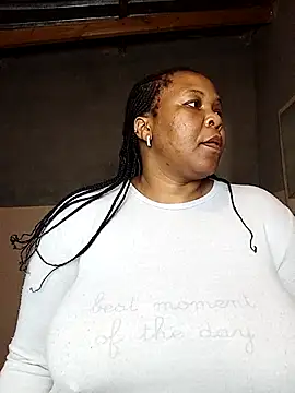 Snapshot of Moretl chatting on October 30, 10:32 pm Moretl online show from October 30, 10:32 pm