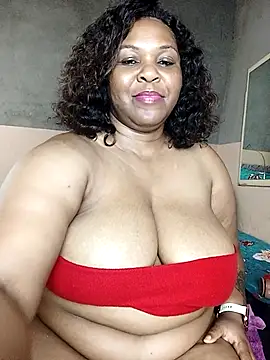 Snapshot of Moretl chatting on November 11, 12:16 pm Moretl online show from November 11, 12:16 pm