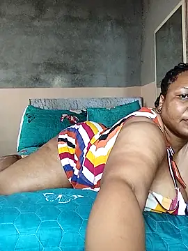 Snapshot of Moretl chatting on February 22, 12:15 pm Moretl online show from February 22, 12:15 pm