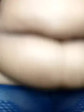 Snapshot of Moretl chatting on March 9, 6:45 pm Moretl online show from March 9, 6:45 pm