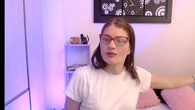 Camila-ventura online show from June 12, 1:54 pm