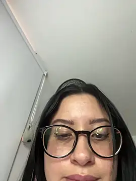 lucy grey25 online show from February 24, 5:33 pm