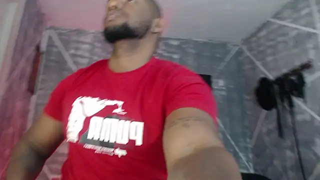 Snapshot of big_blackmen19 chatting on November 28, 12:52 pm big blackmen19 online show from November 28, 12:52 pm