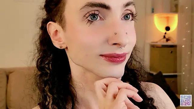 Queen of tease online show from February 19, 10:17 pm