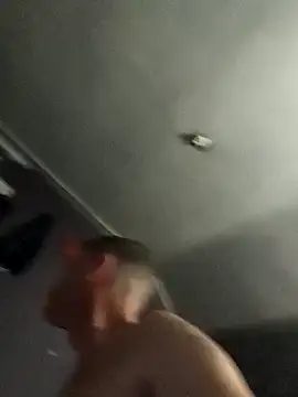 Snapshot of sacptjock83 chatting on April 1, 6:49 pm sacptjock83 online show from April 1, 6:49 pm