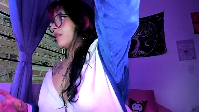Snapshot of Sweet_mim_ chatting on September 21, 11:06 pm Sweet mim online show from September 21, 11:06 pm