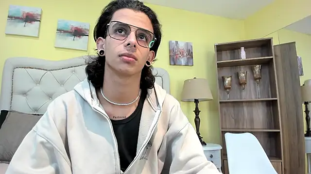 Ibratxandy online show from December 21, 12:45 pm