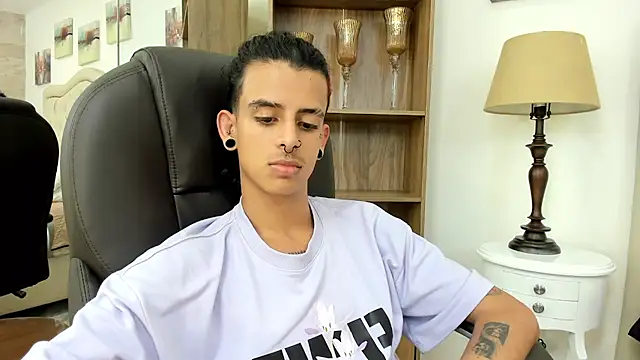 Ibratxandy online show from February 5, 8:02 pm