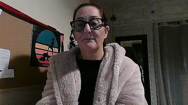 Snapshot of Mistress-Ivy51 chatting on November 12, 6:03 am Mistress-Ivy51 online show from November 12, 6:03 am