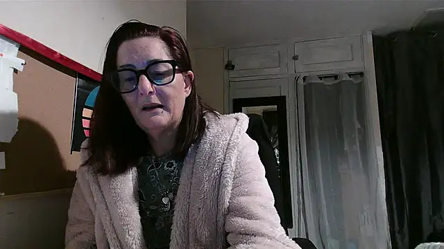 Snapshot of Mistress-Ivy51 chatting on November 14, 6:23 am Mistress-Ivy51 online show from November 14, 6:23 am