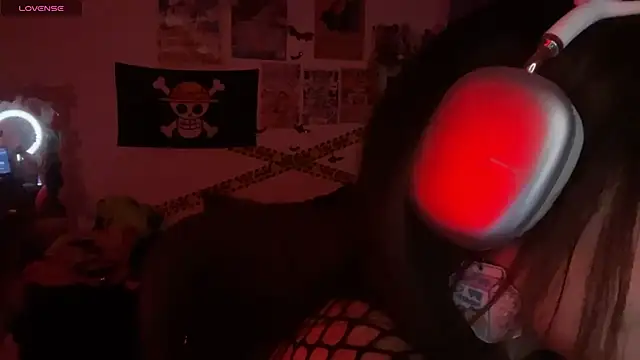 Snapshot of PixelKitty_ chatting on October 22, 11:37 pm PixelKitty online show from October 22, 11:37 pm