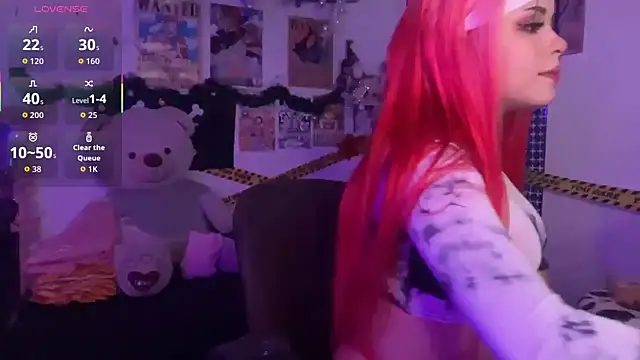 Snapshot of PixelKitty_ chatting on January 10, 11:42 pm PixelKitty online show from January 10, 11:42 pm