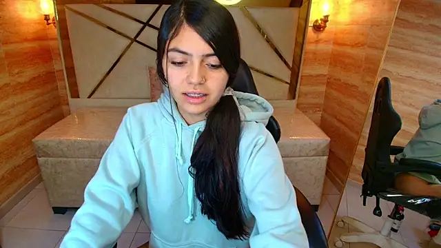 cami goddess r online show from November 6, 1:12 pm