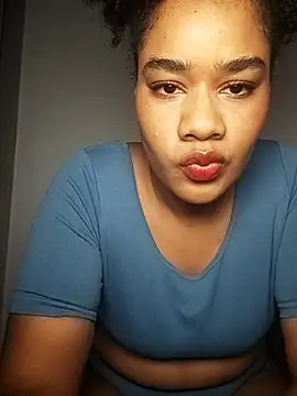 Maaaar  online show from October 23, 2:05 pm