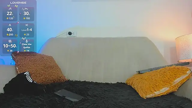 Snapshot of teo_saenz chatting on December 4, 3:38 am teo saenz online show from December 4, 3:38 am