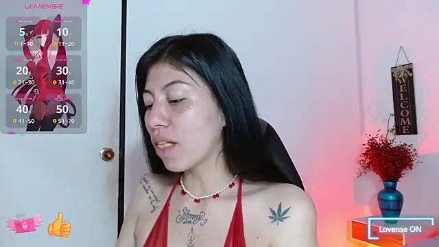 Snapshot of Aily_star chatting on October 23, 4:34 am Aily star online show from October 23, 4:34 am