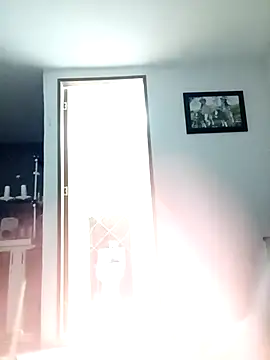 Snapshot of Arianna_Moss chatting on October 24, 4:09 am Arianna Moss online show from October 24, 4:09 am