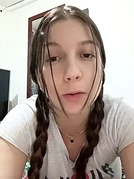 Snapshot of Arianna_Moss chatting on November 8, 3:07 am Arianna Moss online show from November 8, 3:07 am