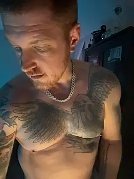 CloudyKingG online show from April 27, 12:30 am