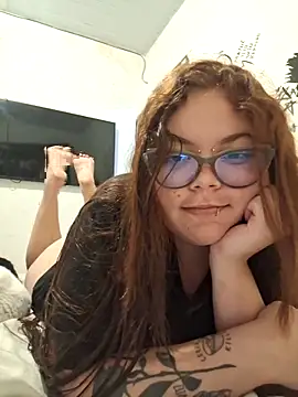 hotjengg44 online show from April 2, 3:59 am