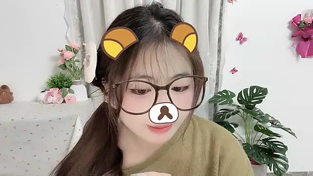 Amelia-babee online show from June 21, 1:13 pm