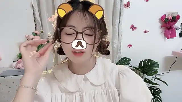 Amelia-babee online show from July 1, 3:34 pm