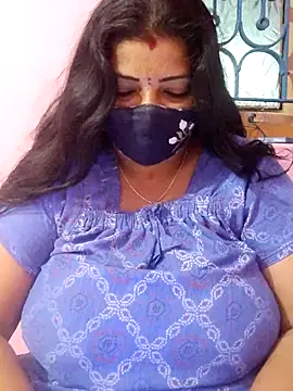 Snapshot of lathikaqueentamil chatting on September 13, 6:13 am lathikaqueentamil online show from September 13, 6:13 am