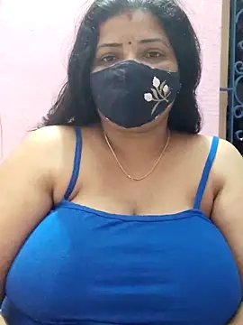 Snapshot of lathikaqueentamil chatting on September 23, 2:25 am lathikaqueentamil online show from September 23, 2:25 am