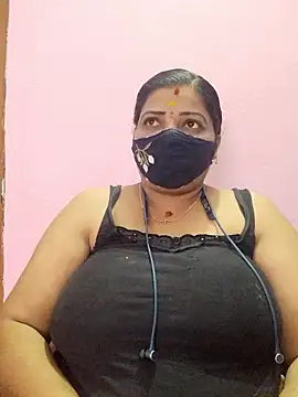 Snapshot of lathikaqueentamil chatting on September 30, 4:45 pm lathikaqueentamil online show from September 30, 4:45 pm