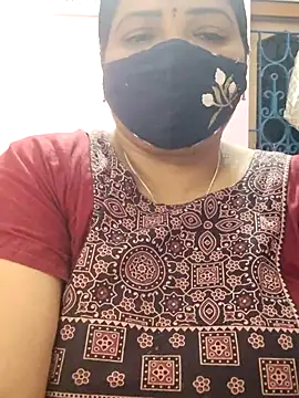 Snapshot of lathikaqueentamil chatting on October 5, 5:00 pm lathikaqueentamil online show from October 5, 5:00 pm