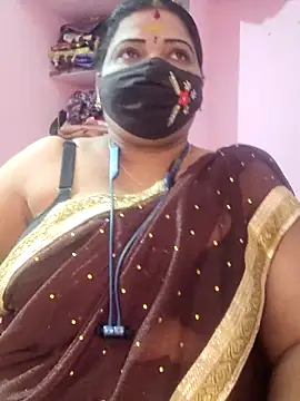 Snapshot of lathikaqueentamil chatting on October 17, 5:48 pm lathikaqueentamil online show from October 17, 5:48 pm