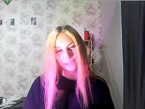 ClaireLaSweet online show from October 16, 3:18 am