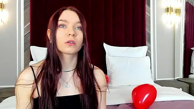 NoraHaynes online show from February 20, 3:14 am