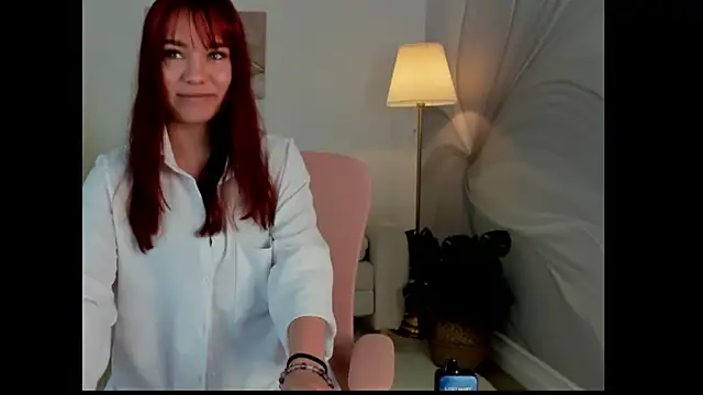 NoraHaynes online show from July 25, 2:09 am