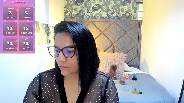 Megan Milf   online show from September 23, 12:30 pm