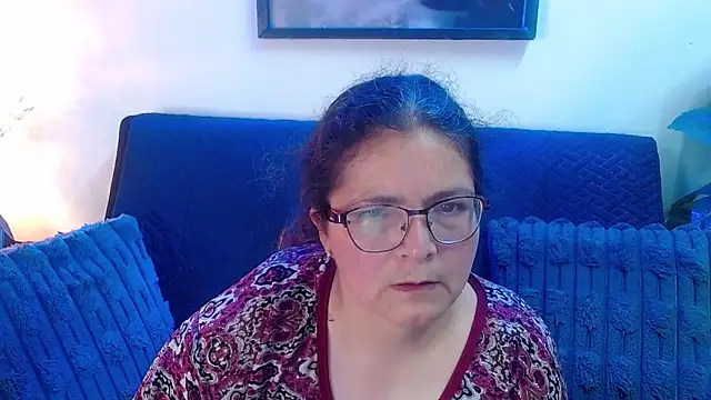 Linda banks  online show from March 7, 2:19 am