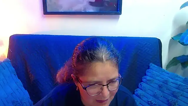 Snapshot of Linda_banks_ chatting on May 8, 2:06 am Linda banks online show from May 8, 2:06 am