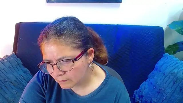 Snapshot of Linda_banks_ chatting on May 16, 10:36 am Linda banks online show from May 16, 10:36 am