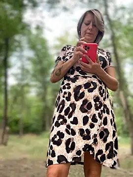 Snapshot of Milena-MilfaXXX chatting on June 24, 2:21 am Milena-MilfaXXX online show from June 24, 2:21 am