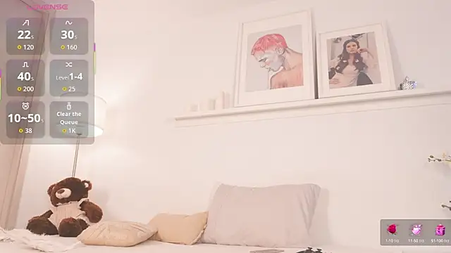 Snapshot of moon_angels chatting on September 20, 5:36 pm moon angels online show from September 20, 5:36 pm